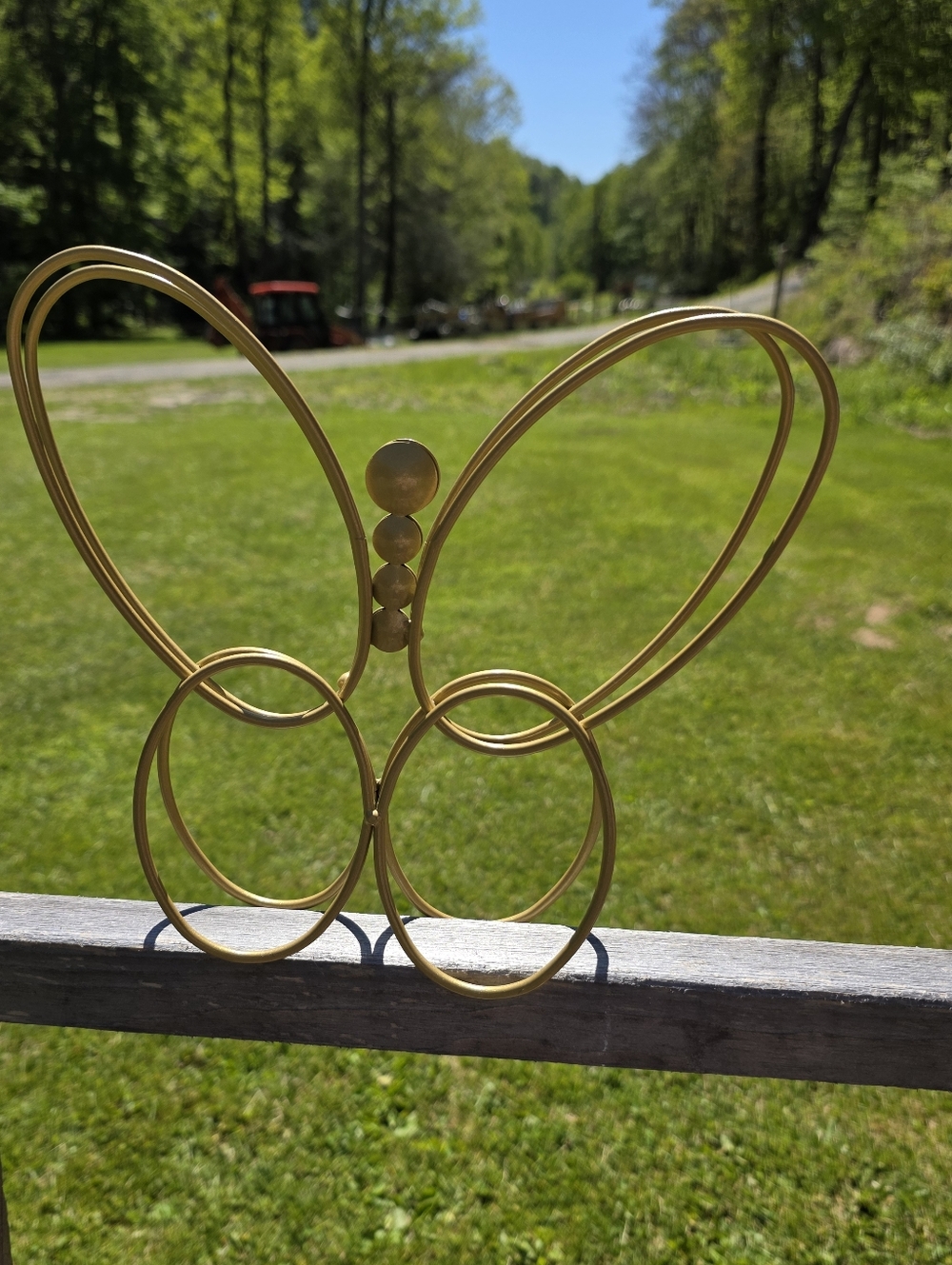 Butterfly Metal Display ART 9.8" x 9.3" x 3" Great gift for Butterfly lovers